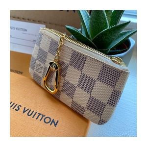 🔹Louis Vuitton key pouch 🔹